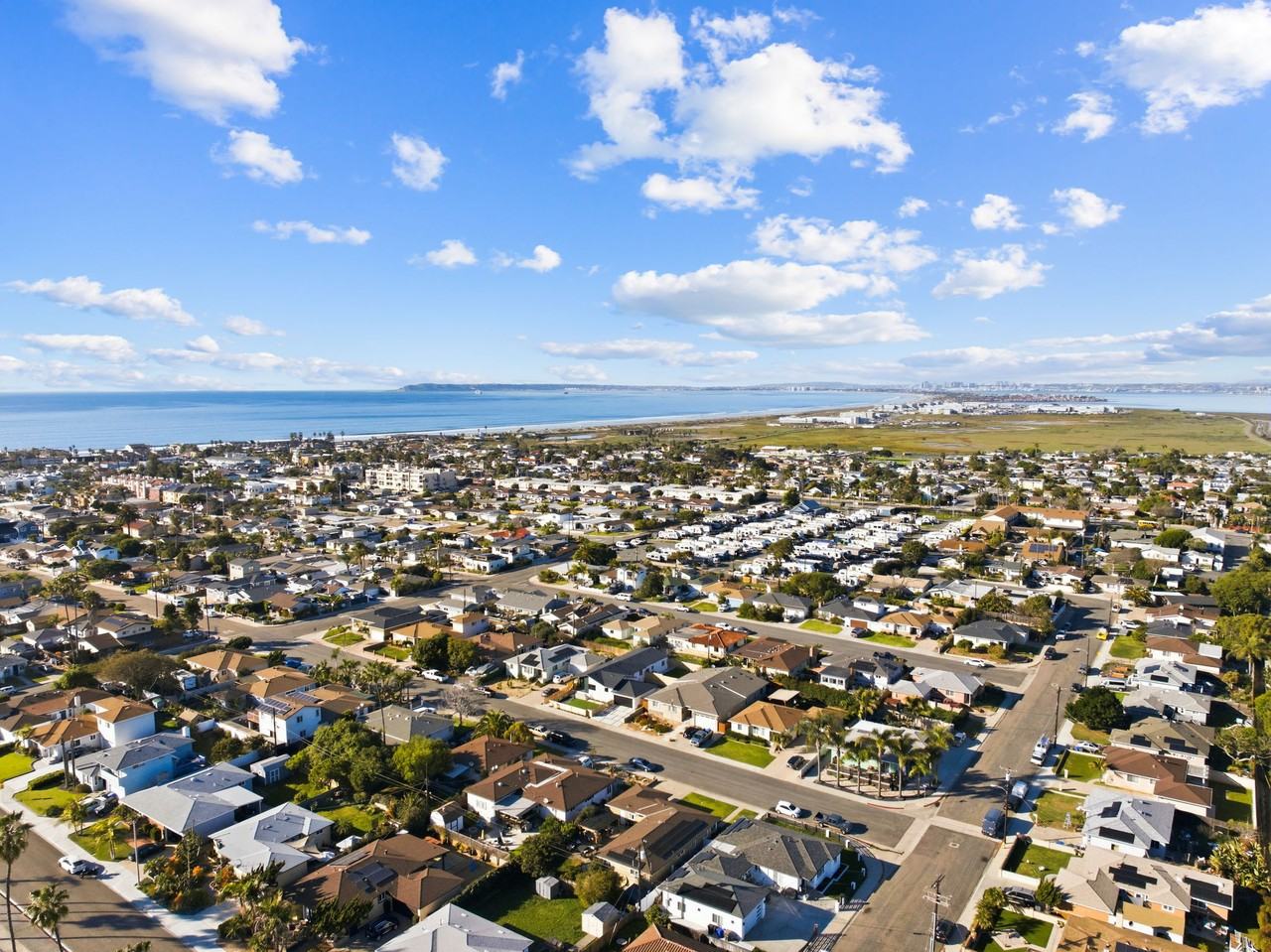 436 Date Ave #2 - Photo 6 of 45