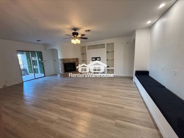 27512 N 22nd Ln - Photo 4 of 46