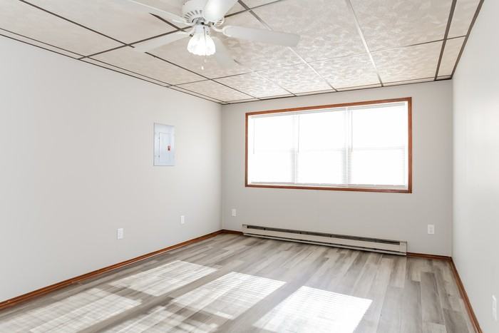 11996 Wincanton Dr - Photo 2 of 9