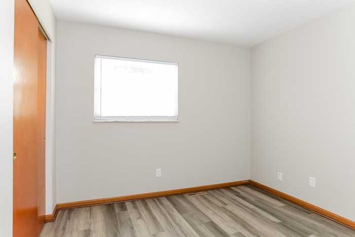 11996 Wincanton Dr - Photo 6 of 9