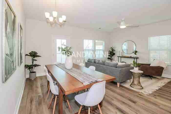 1116 Wildflower Dr - Photo 7 of 37