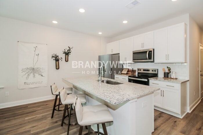 1128 Wildflower Dr - Photo 5 of 36