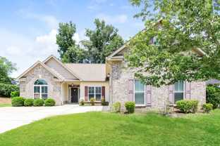 300 Palamon Dr - Photo 1 of 1