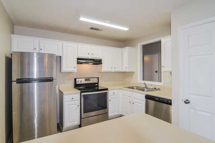 5932 Freestone Pl - Photo 5 of 22