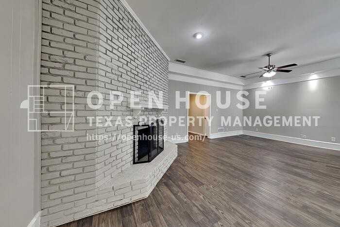 2116 Hondo Dr - Photo 5 of 26