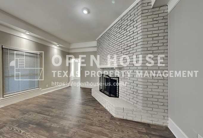 2116 Hondo Dr - Photo 6 of 26