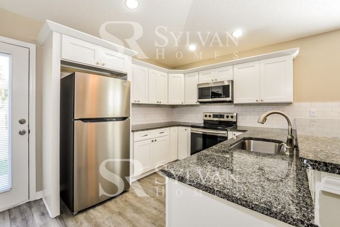 980 S Whitney St - Photo 7 of 16