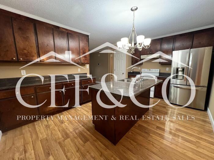 203 Carlton Dr - Photo 6 of 26