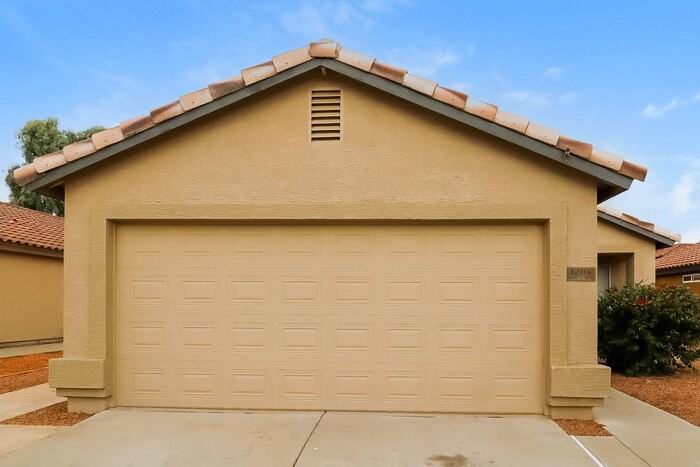 12114 W Aster Dr - Photo 3 of 16