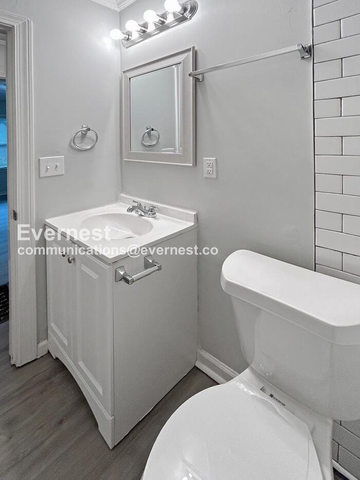 1228 S Madison Ave - Photo 6 of 14