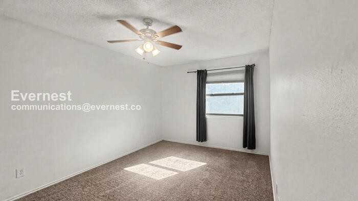 900 Taulbee Ln #106 - Photo 7 of 16