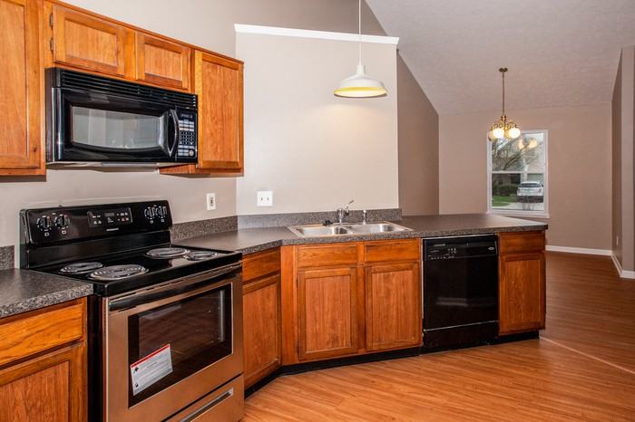 5829 Democracy Dr - Photo 6 of 14