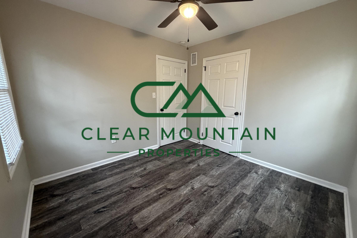 412 Hagood St #1C - Photo 4 of 8