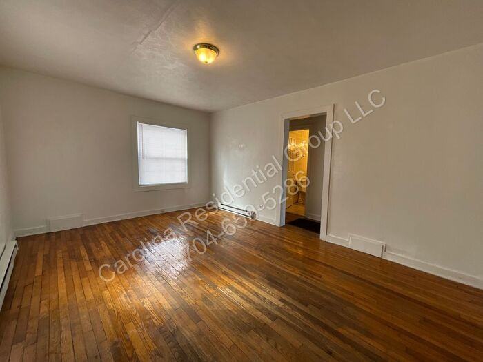 203 Circle Dr - Photo 2 of 10