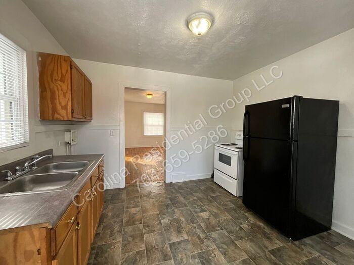 203 Circle Dr - Photo 5 of 10