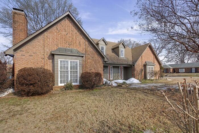 6868 Fox Horse Cv W - Photo 3 of 32