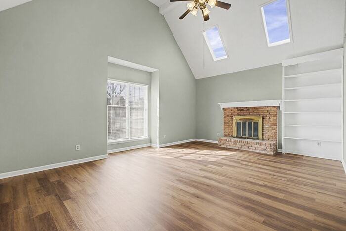 6868 Fox Horse Cv W - Photo 6 of 32