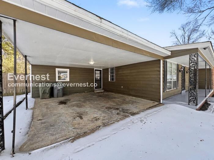 3484 Naylor Dr - Photo 2 of 28