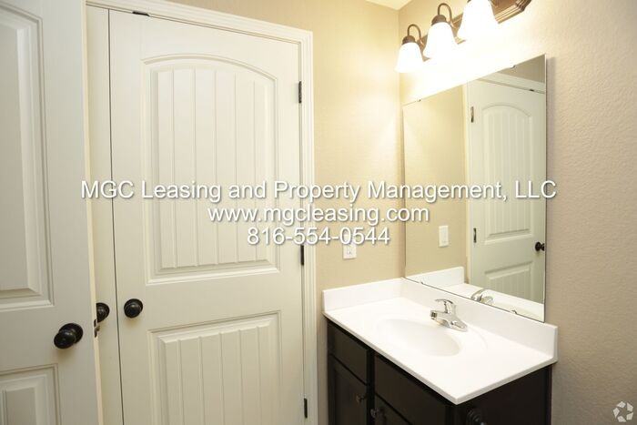 2151 Sw Timbertrace Ln - Photo 4 of 24