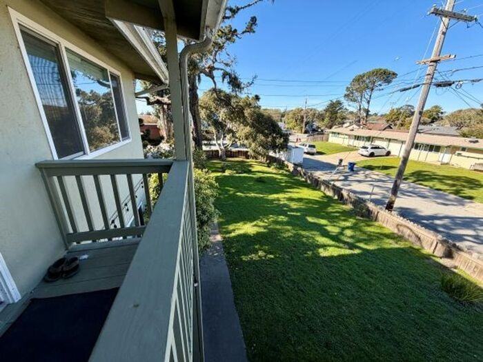 753 Rosemont Ave - Photo 2 of 15