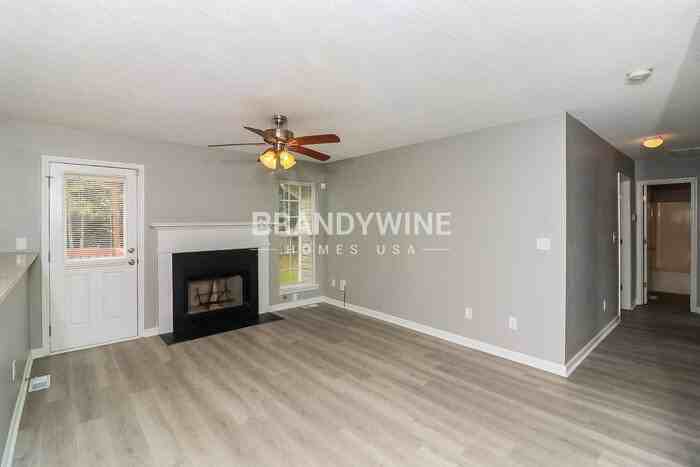 1250 Augusta Woods Dr - Photo 3 of 19