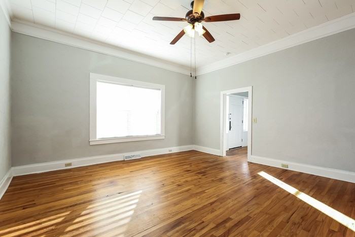 212 Irby Ave - Photo 6 of 11