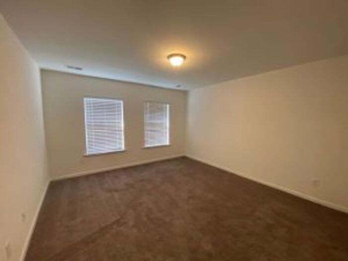 334 Nehemiah Rd - Photo 5 of 11