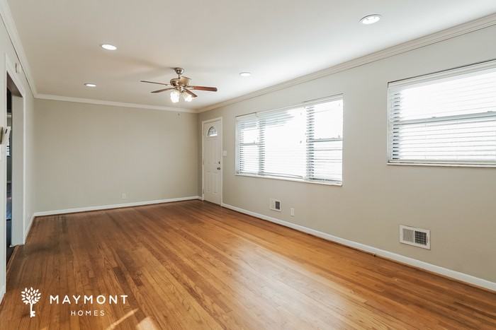 533 9th Ter - Photo 4 of 11