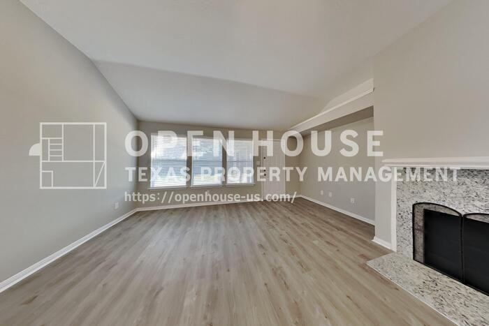 19622 Westbridge Ln - Photo 5 of 16