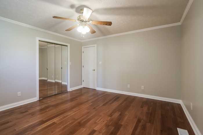 667 Aspen Ct - Photo 6 of 10