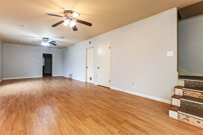 612 Hall Dr - Photo 7 of 12