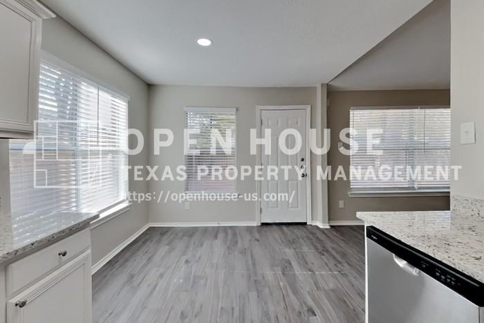 20143 Glen Burn Ct - Photo 7 of 22