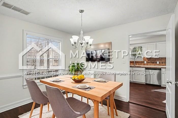 205 Hunting Ct - Photo 5 of 25