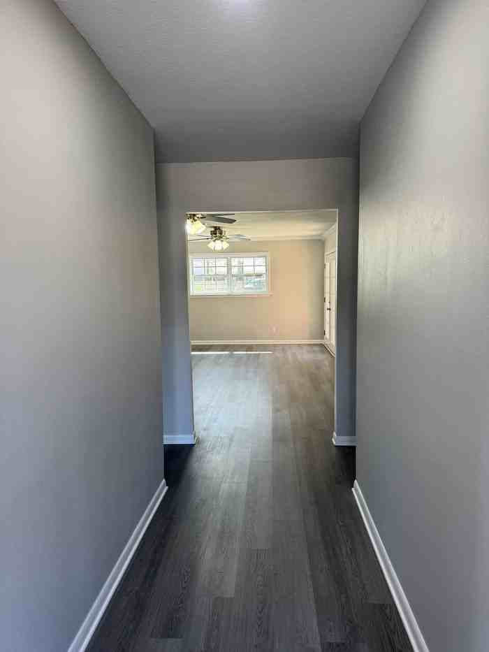 915 Latil St - Photo 6 of 16