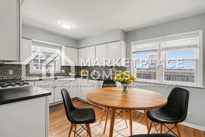 2618 Upton Ave N - Photo 4 of 21