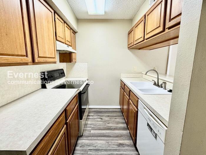 6804 S 78th East Ave - Photo 2 of 27