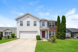 featured image of 19307 Fox Chase Dr