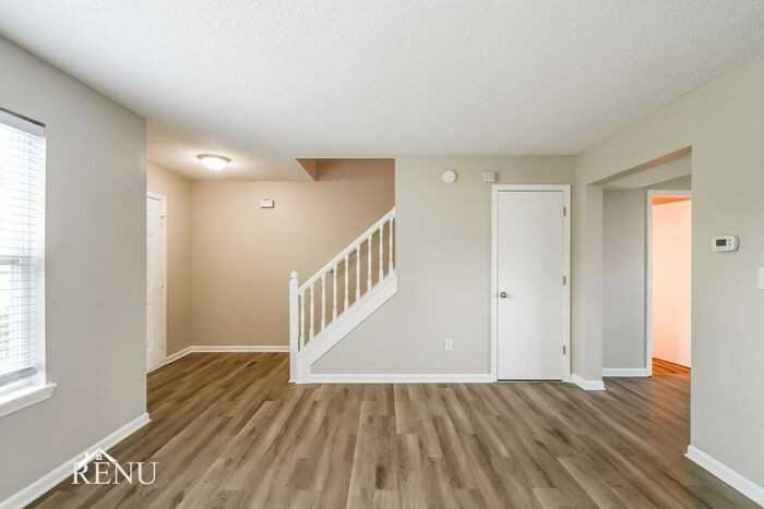 19307 Fox Chase Dr - Photo 4 of 19