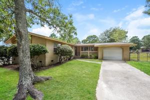 featured image of 300 Quail Hills Dr