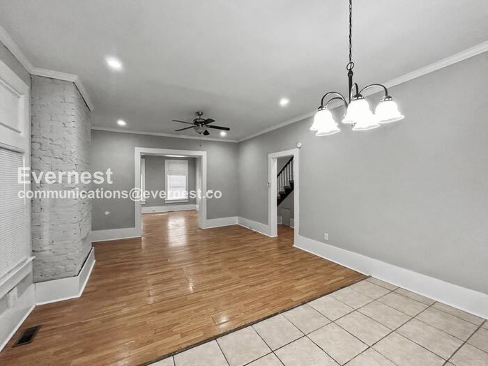 1304 Oakwood Ave - Photo 4 of 22