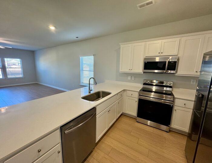 141 Havner Dr - Photo 4 of 18