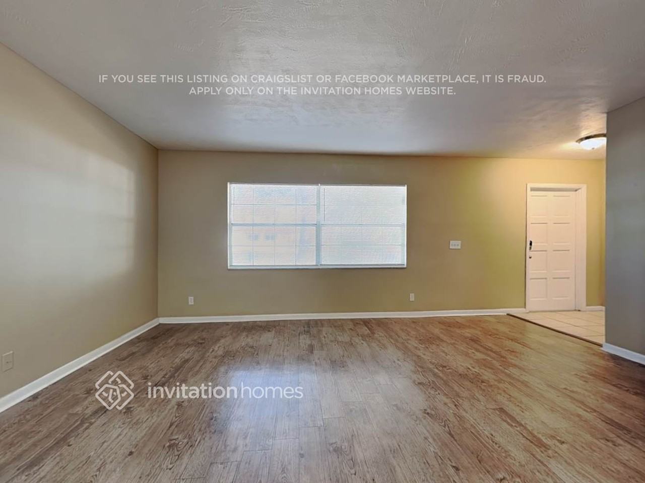 12718 Sebring Blvd - Photo 4 of 19