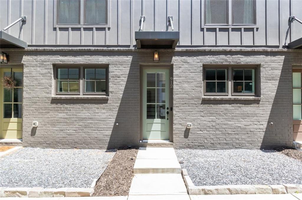 912 Brees Ct - Photo 6 of 33