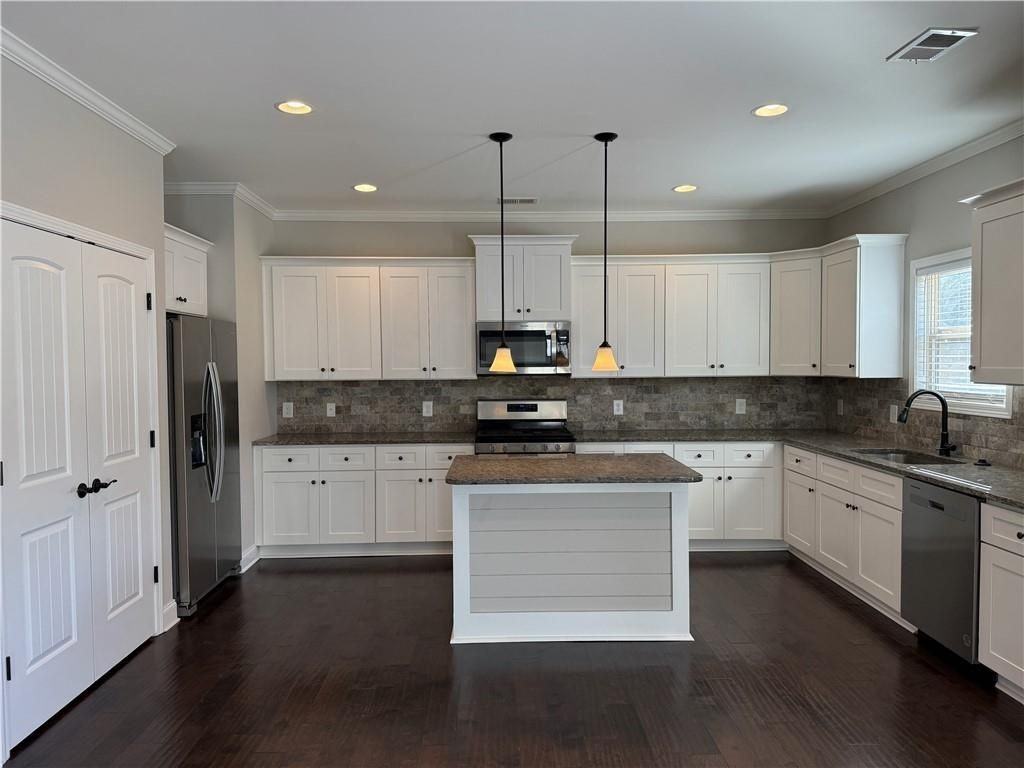 116 Teramont Ct - Photo 3 of 20