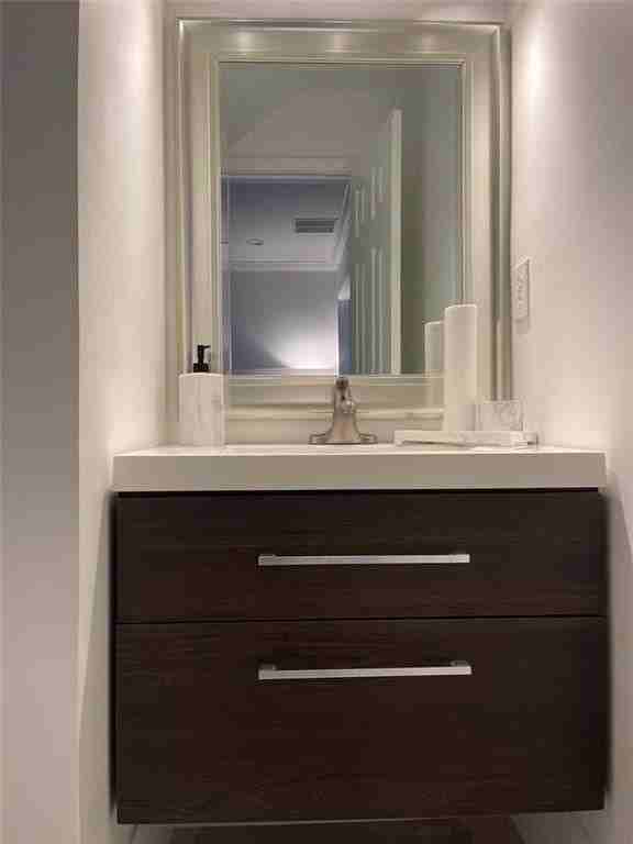 89 Regency Rd - Photo 7 of 17