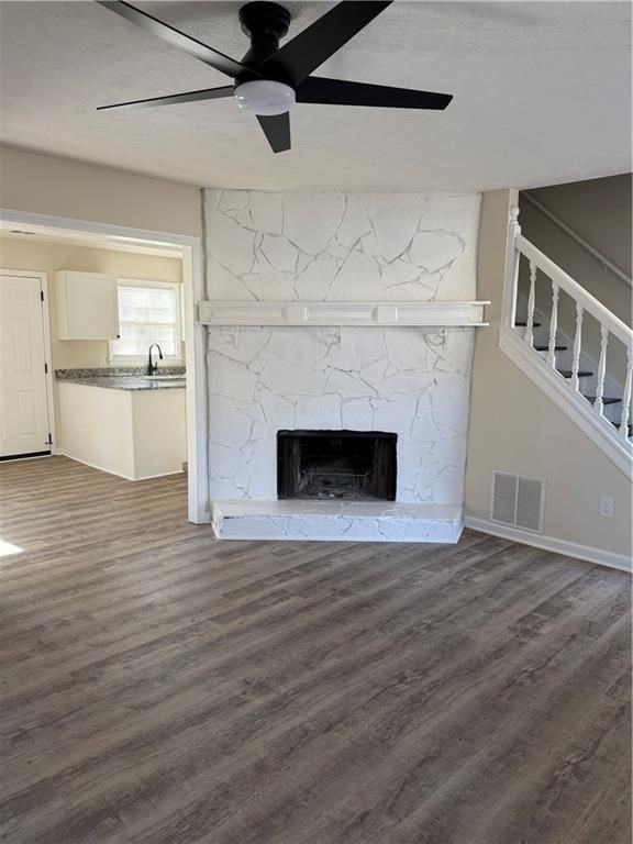 5341 Ridgemere Ct - Photo 3 of 18