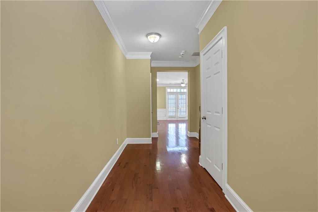 3345QQ Regent Pl Sw - Photo 3 of 23