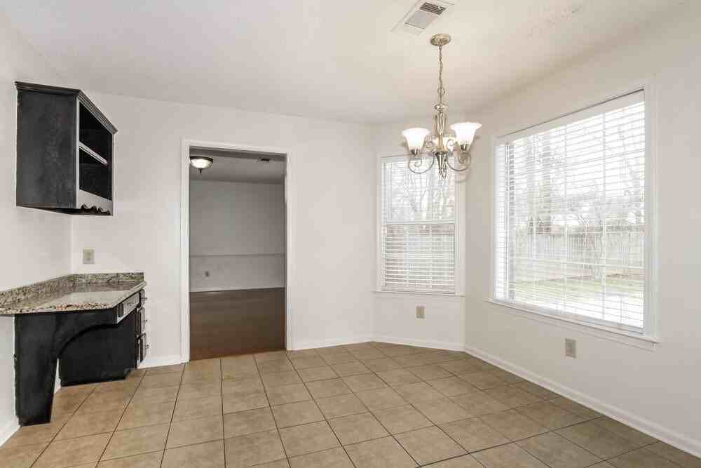 1400 Milestone Dr - Photo 7 of 17