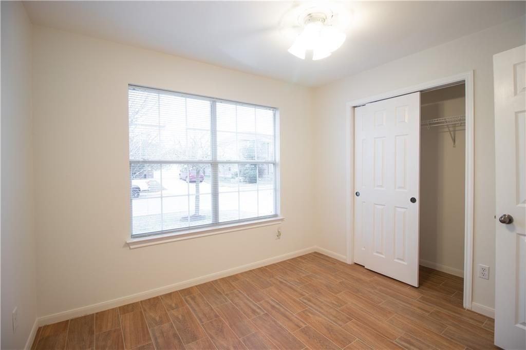 107 Thompson Trl - Photo 7 of 14