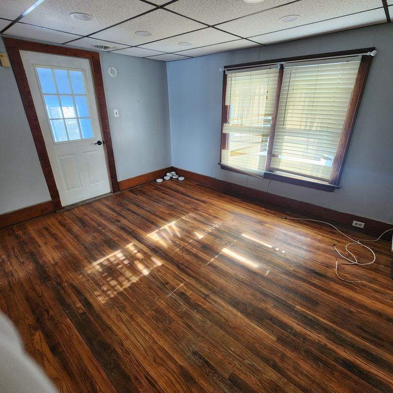 3 Middle St - Photo 2 of 17